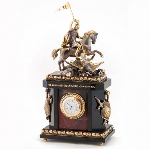  Каминные, настольные часы классические в гостиную камень / бронза "Георгий Победоносец"  яшма 003572